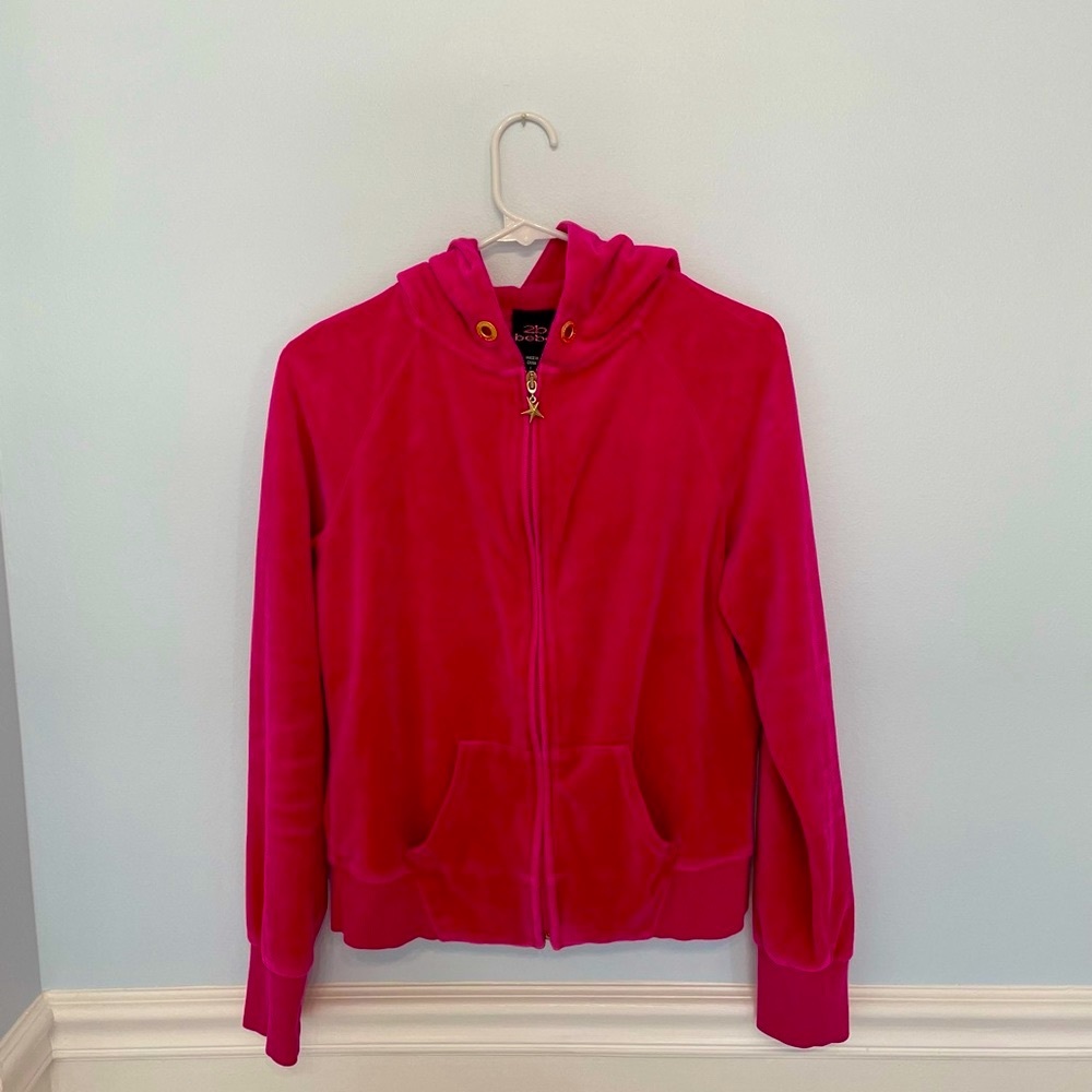 $8 - BEBE short velvet jacket